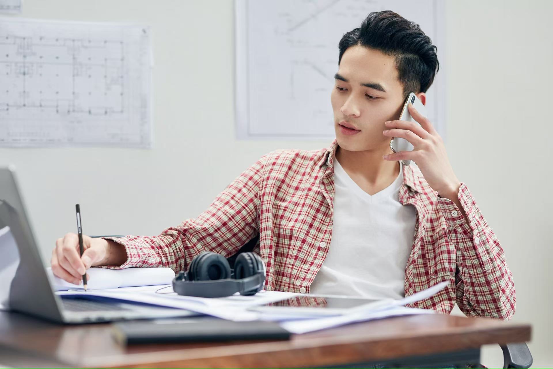 突破距离的PTT手机对讲