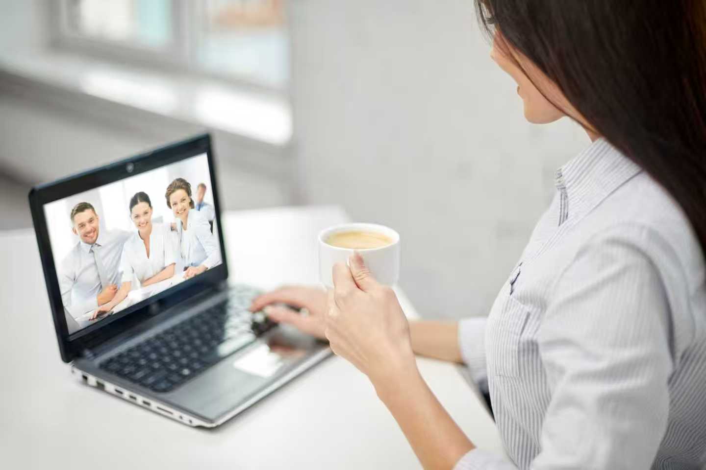 异地团队协作：从隔阂到融合