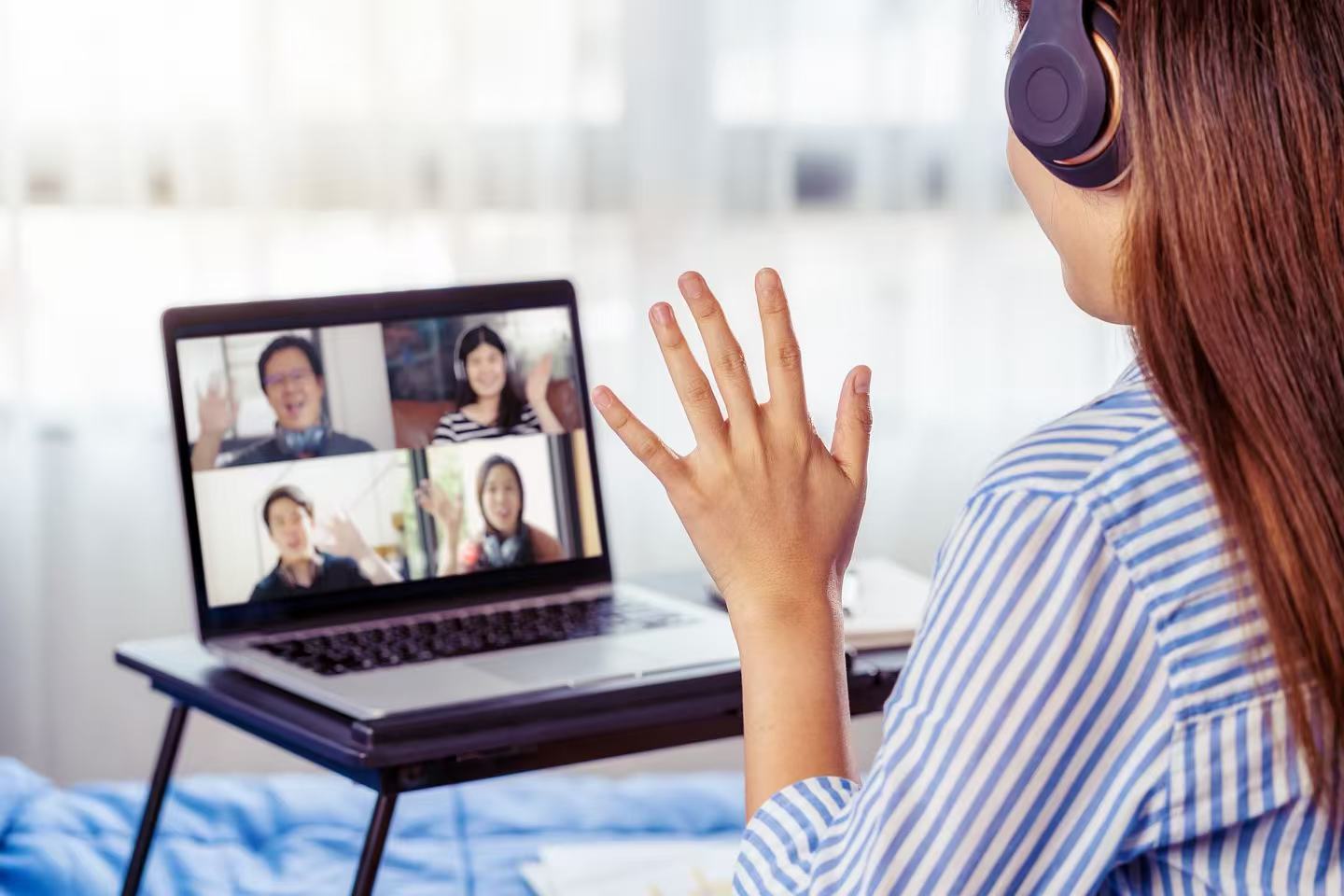 分镜的艺术：为不同角色定制视频画面