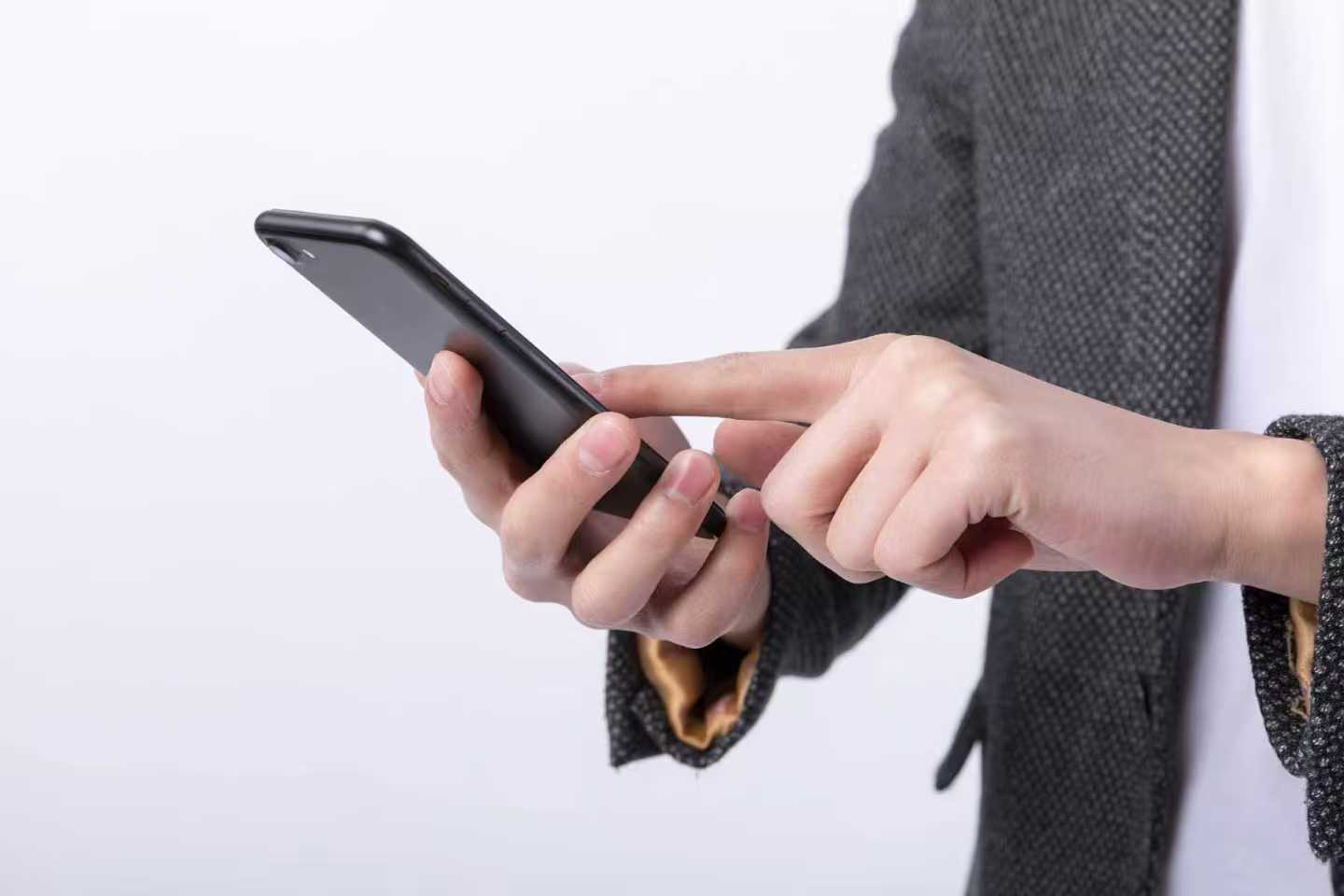 软电话：通往通信技术前沿的便捷网关